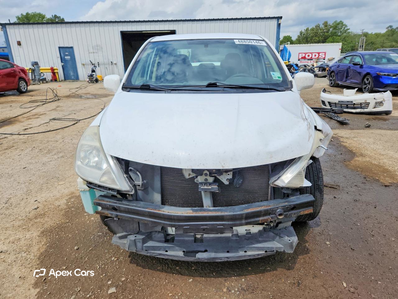 Nissan Versa 2011
