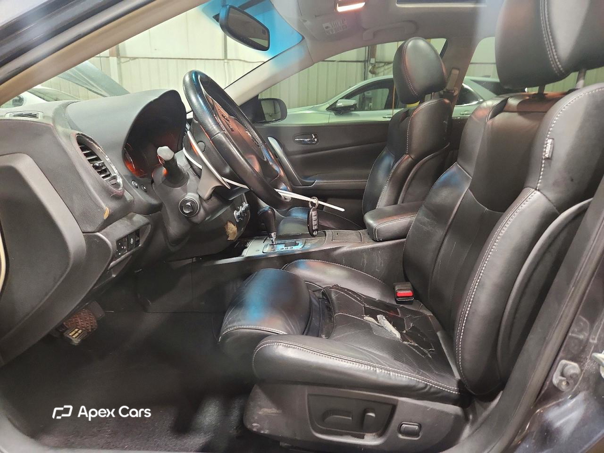 Nissan Maxima 2011
