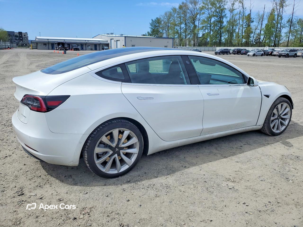 Tesla Model 3 2018