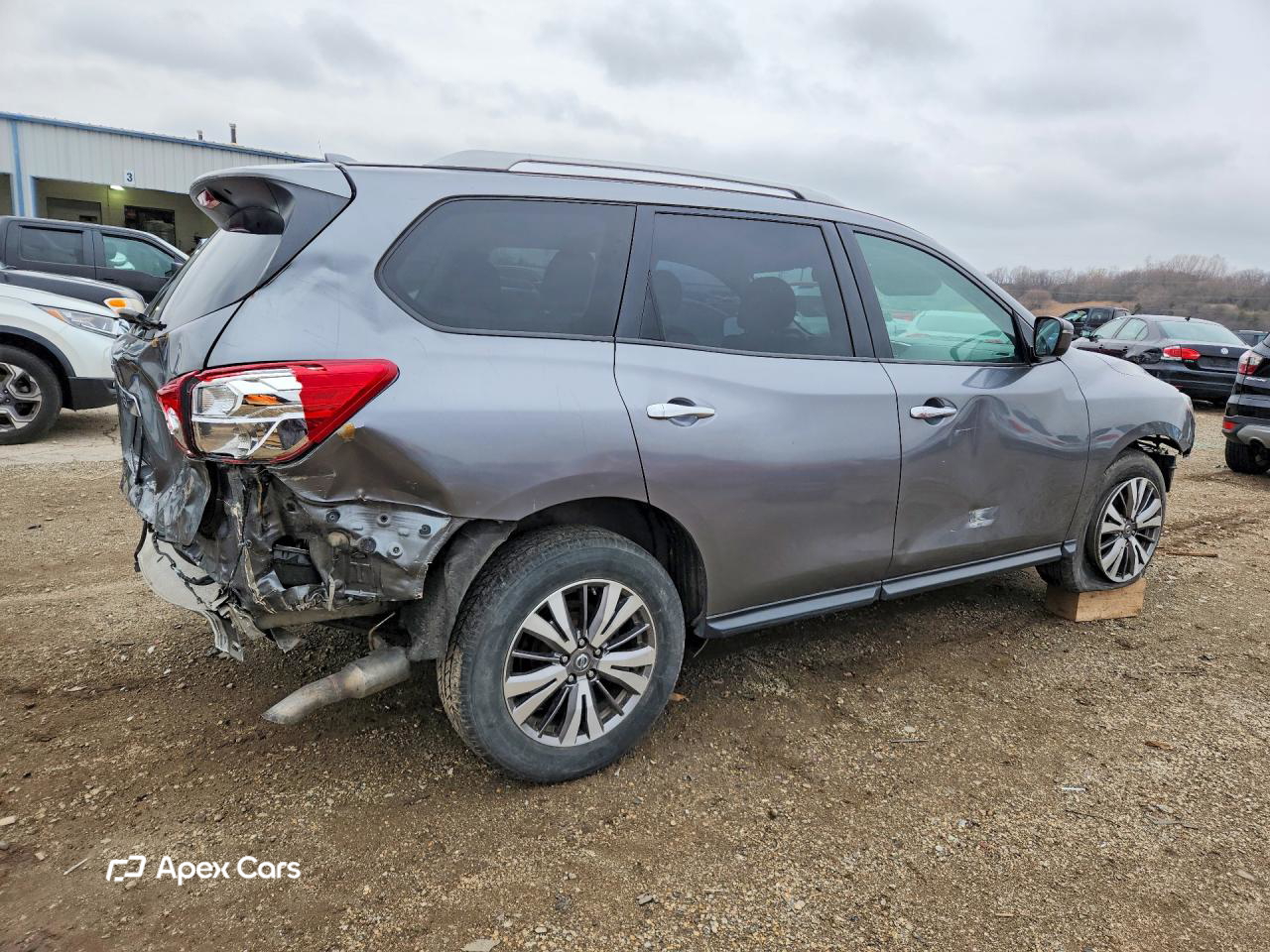 Nissan Pathfinder 2020