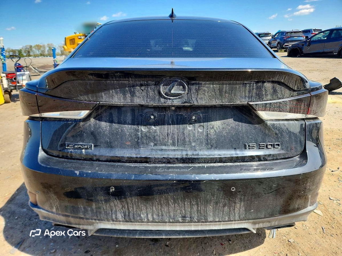 Lexus IS 2018