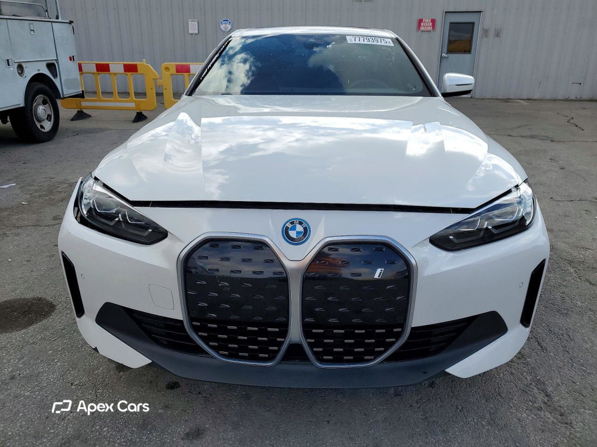 BMW i4 2023
