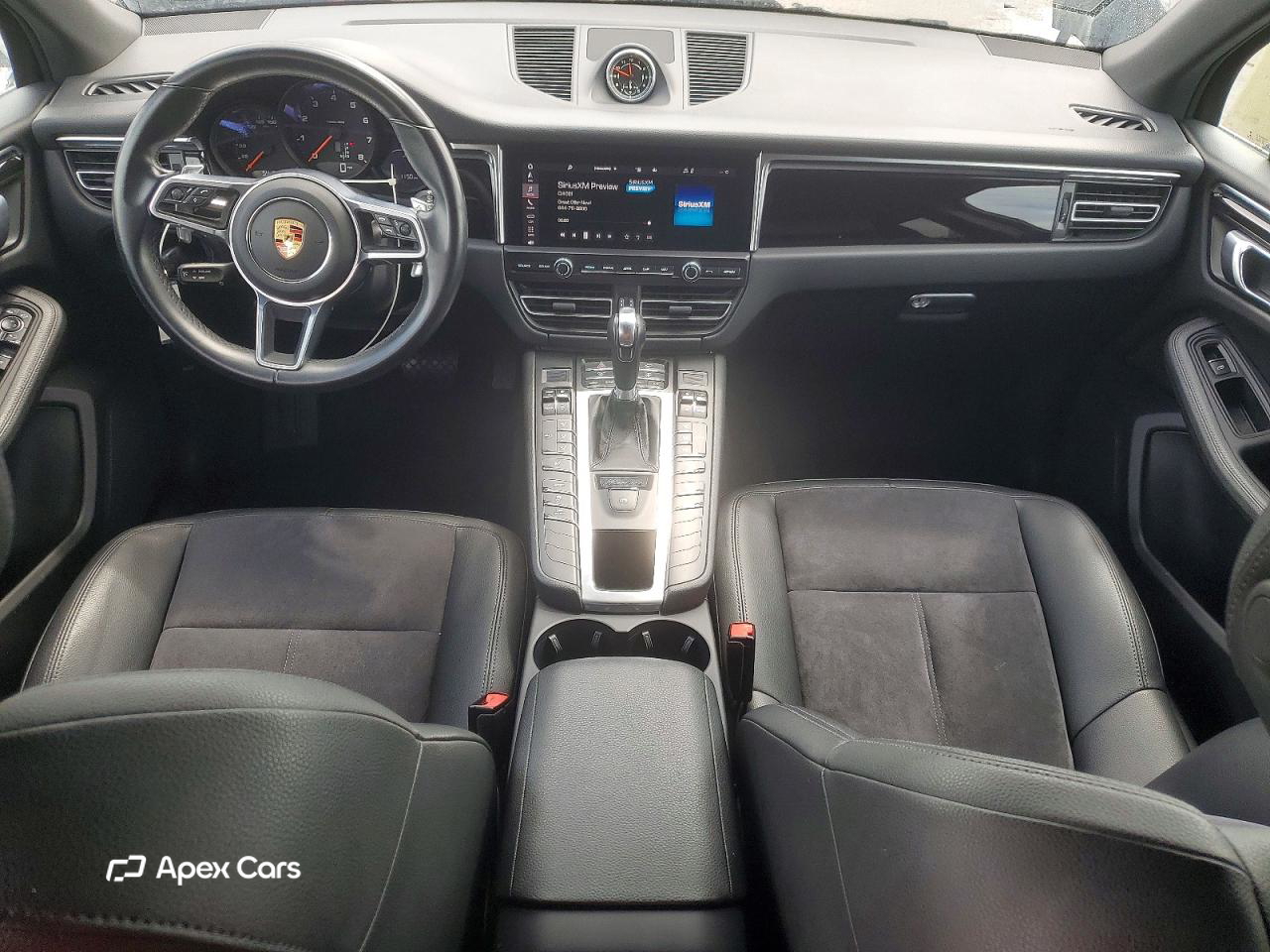 Porsche Macan 2021