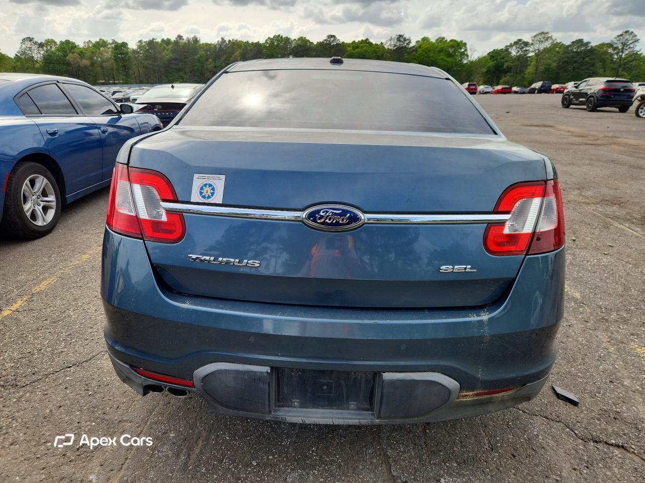 Ford Taurus 2010