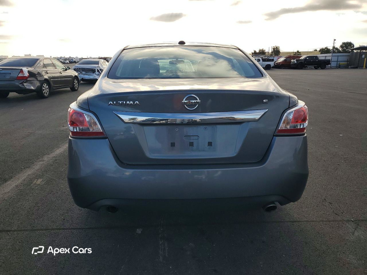 Nissan Altima 2015