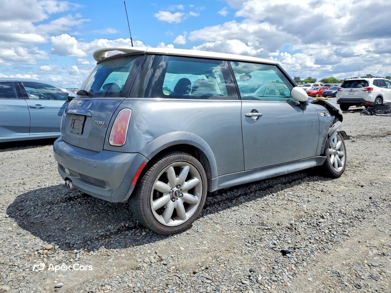 MINI Cooper 2004