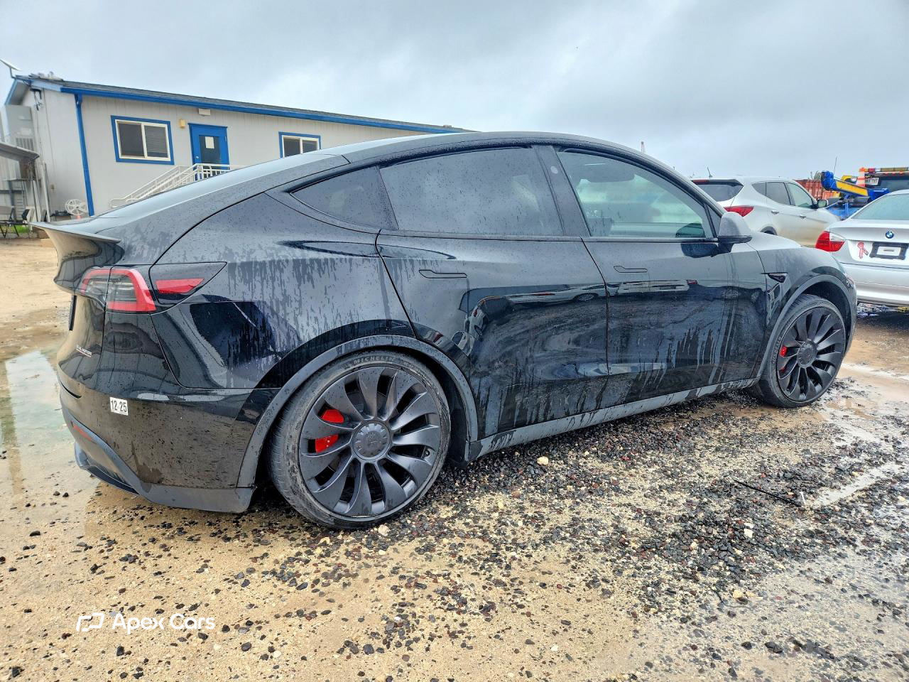 Tesla Model Y 2023