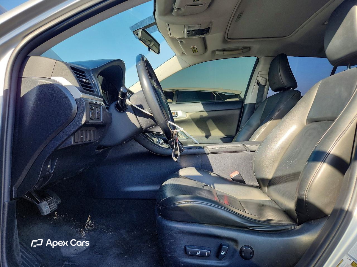 Lexus CT 2013