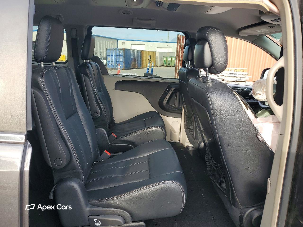 Chrysler Voyager 2016