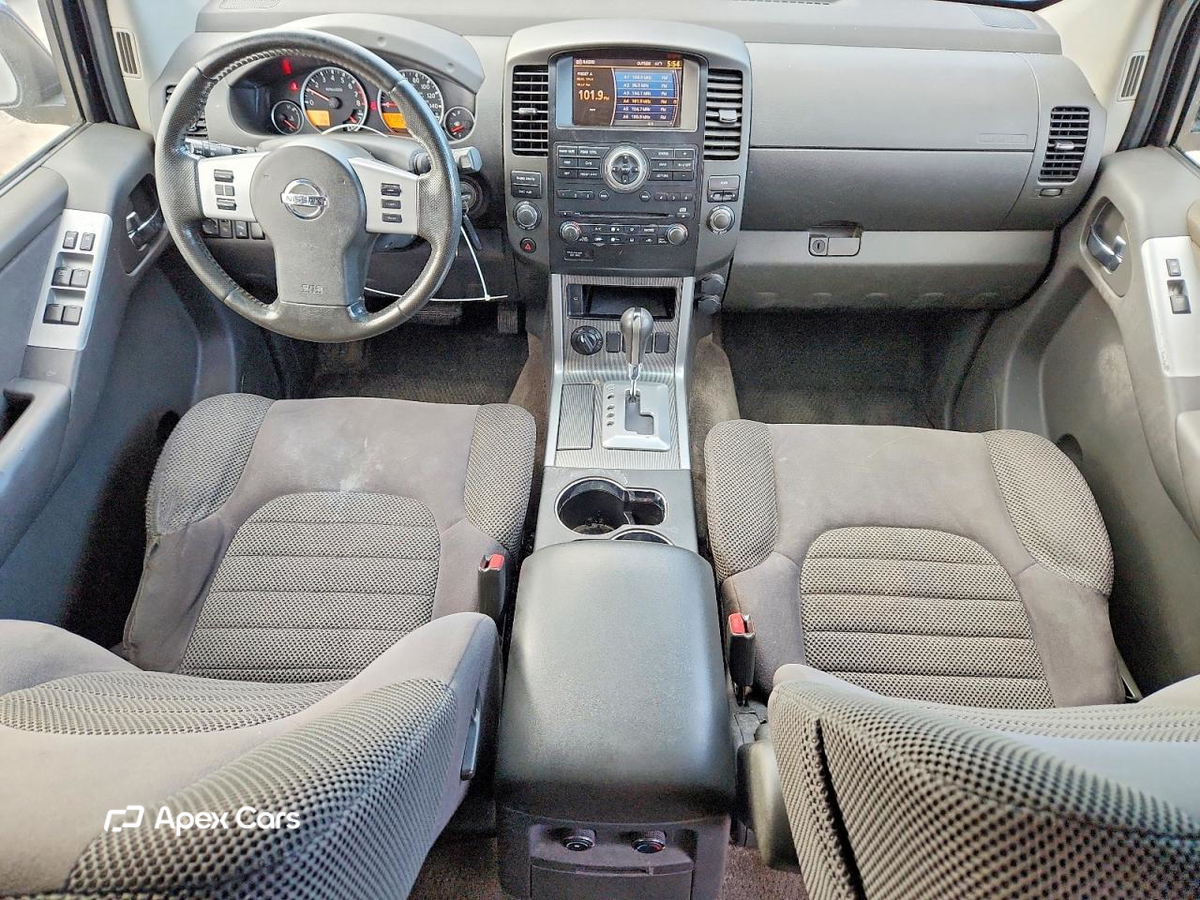 Nissan Pathfinder 2012