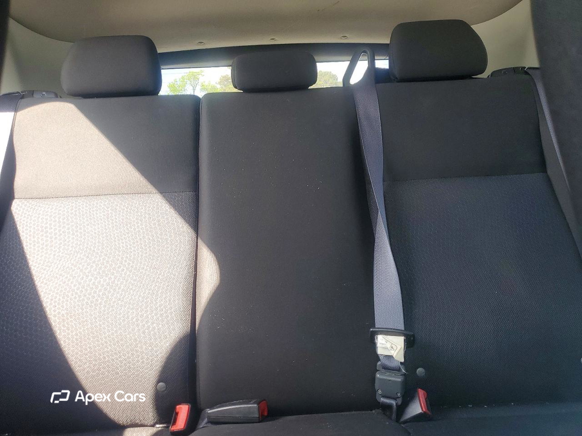Mitsubishi Outlander 2012