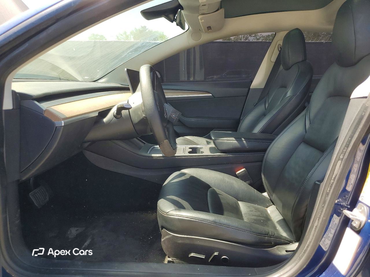 Tesla Model 3 2022
