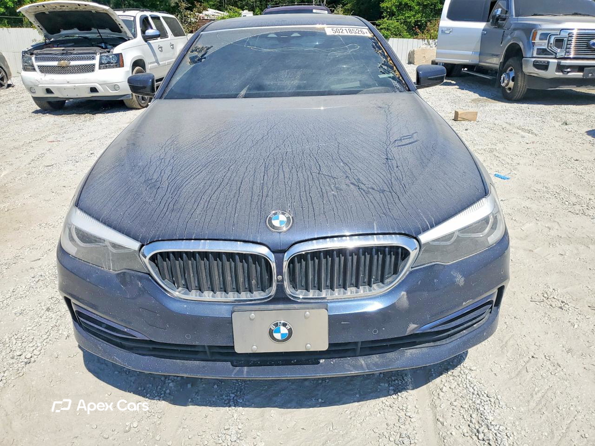 BMW Series 5 2019