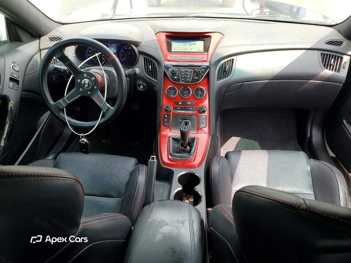 Hyundai Genesis 2015