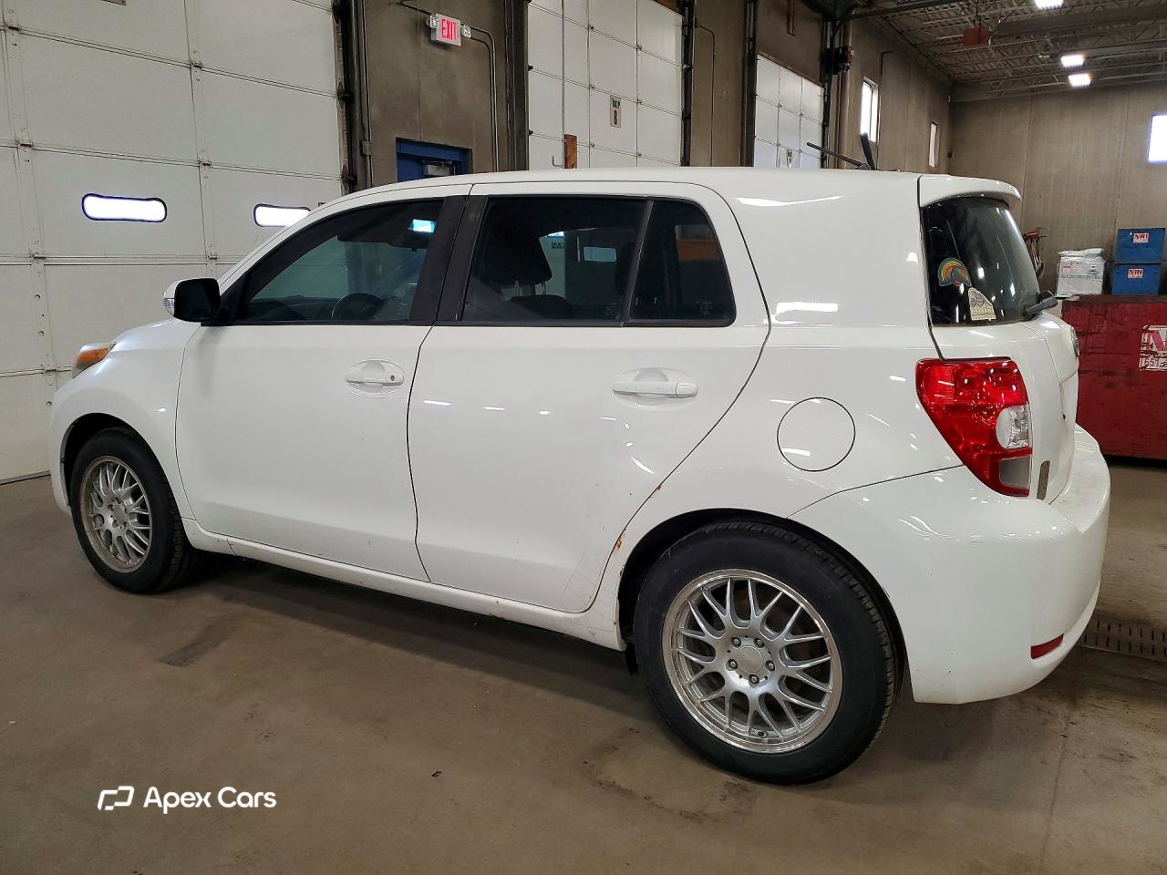 Scion xD 2009