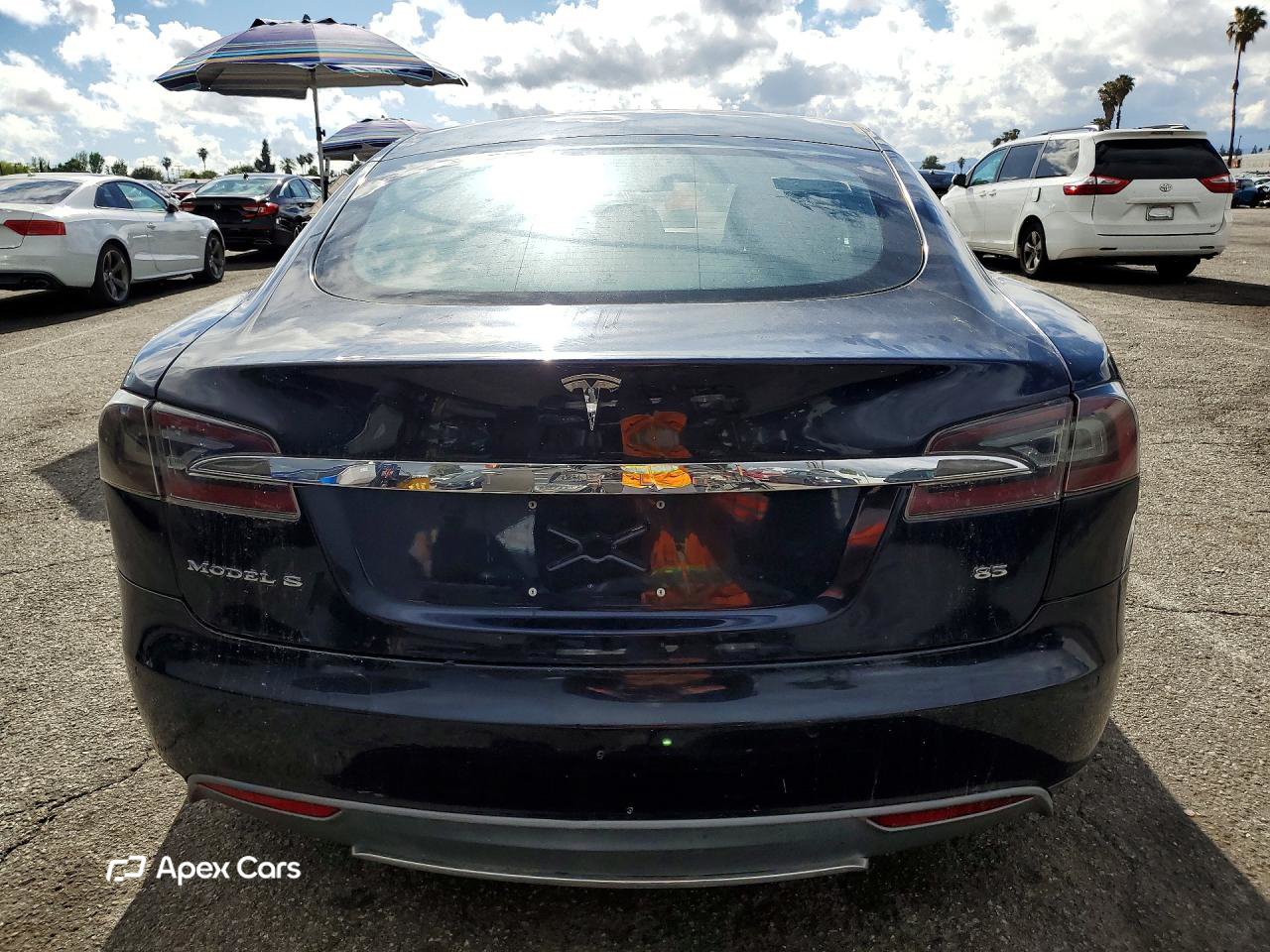 Tesla Model S 2015