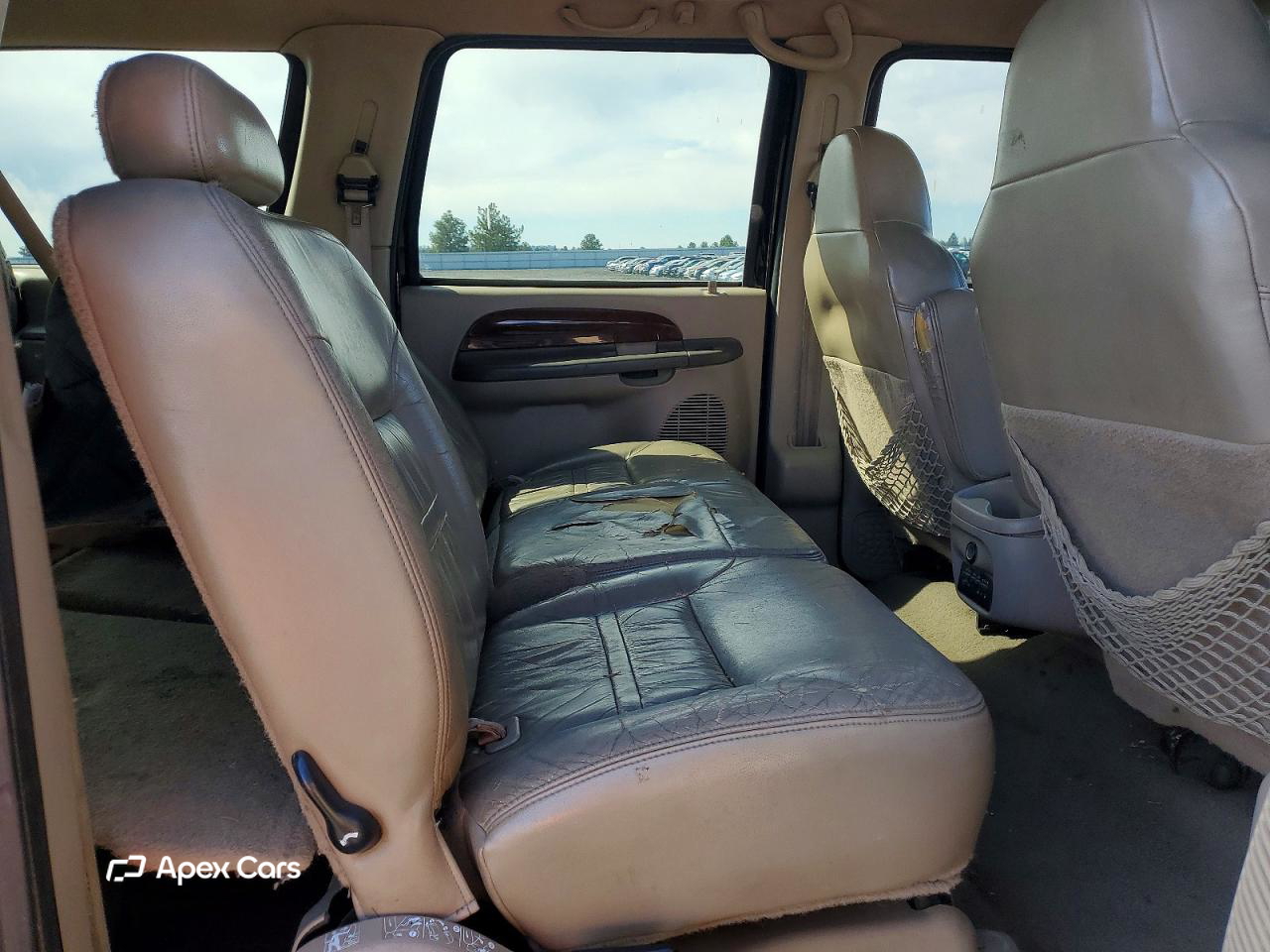 Ford Excursion 2000