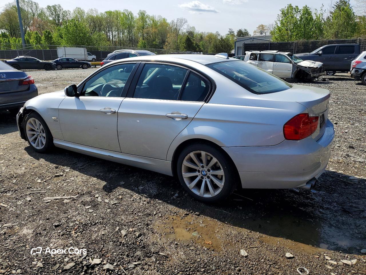 BMW Series 3 2011