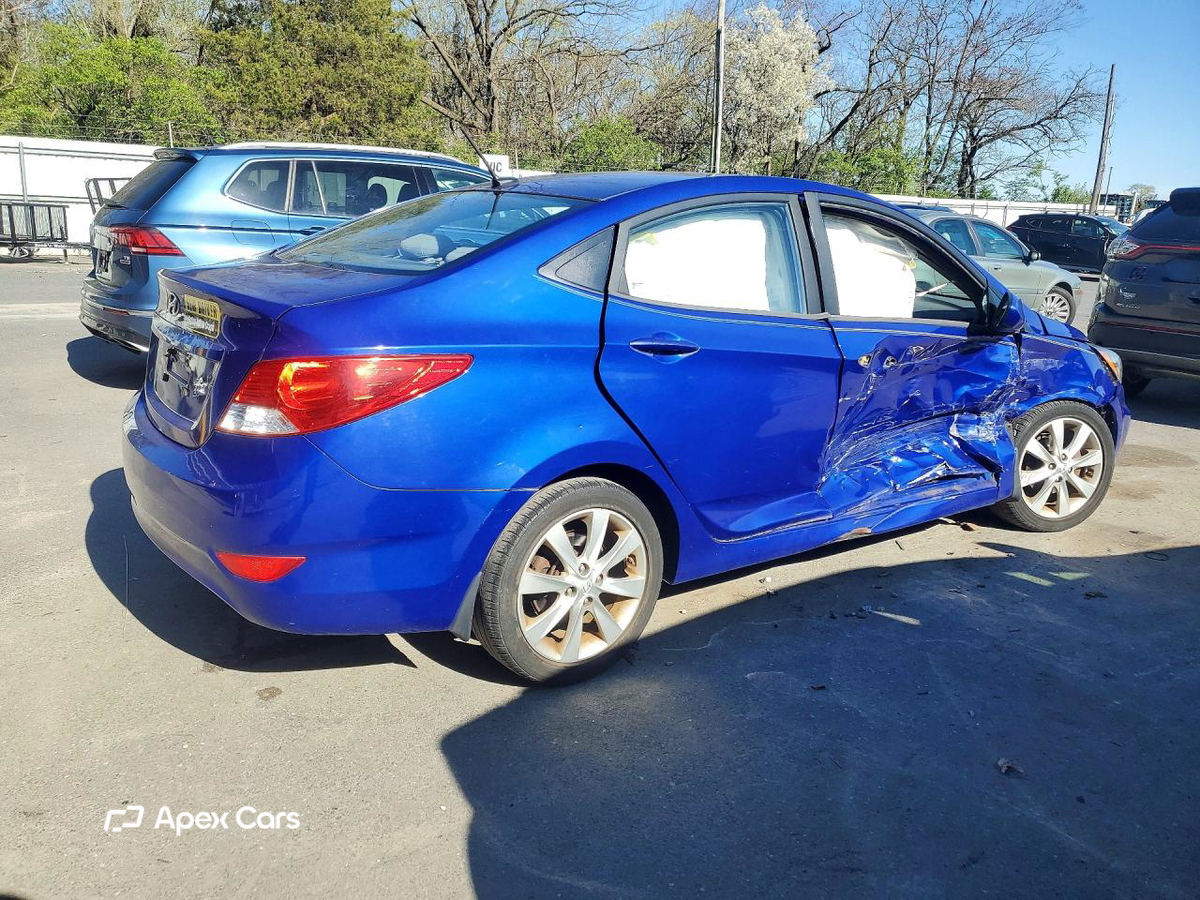 Hyundai Accent 2012