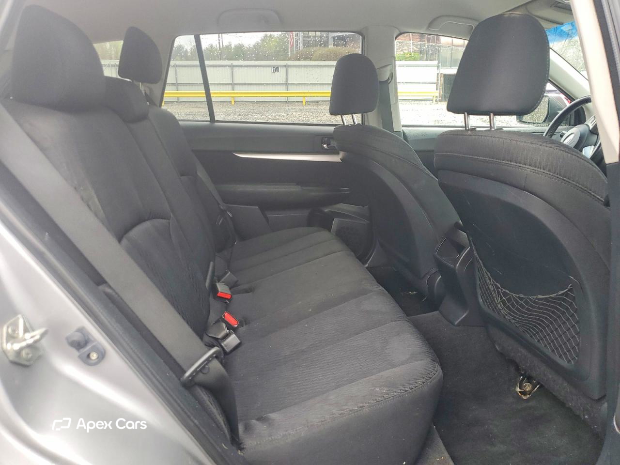 Subaru Outback 2011