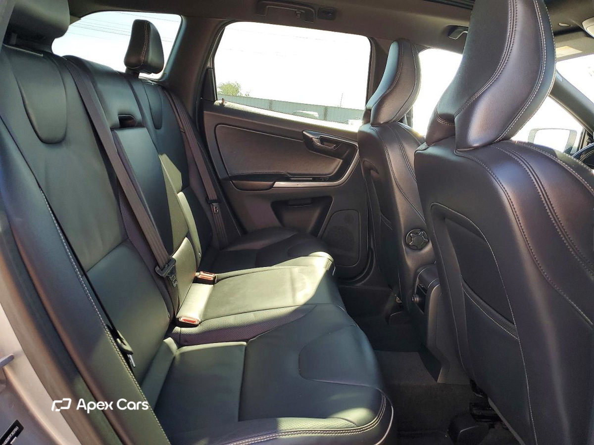 Volvo XC60 2015