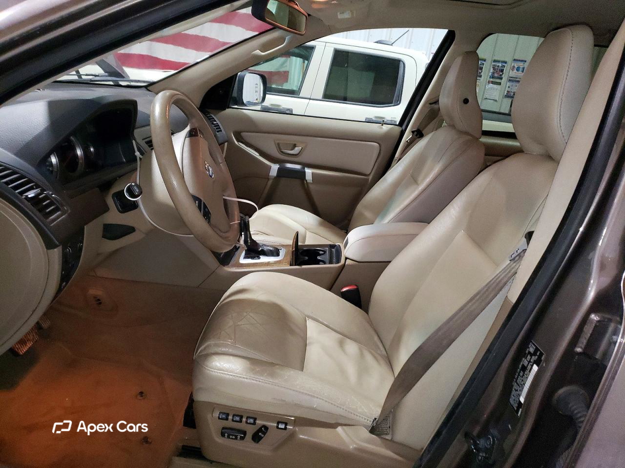 Volvo XC90 2011