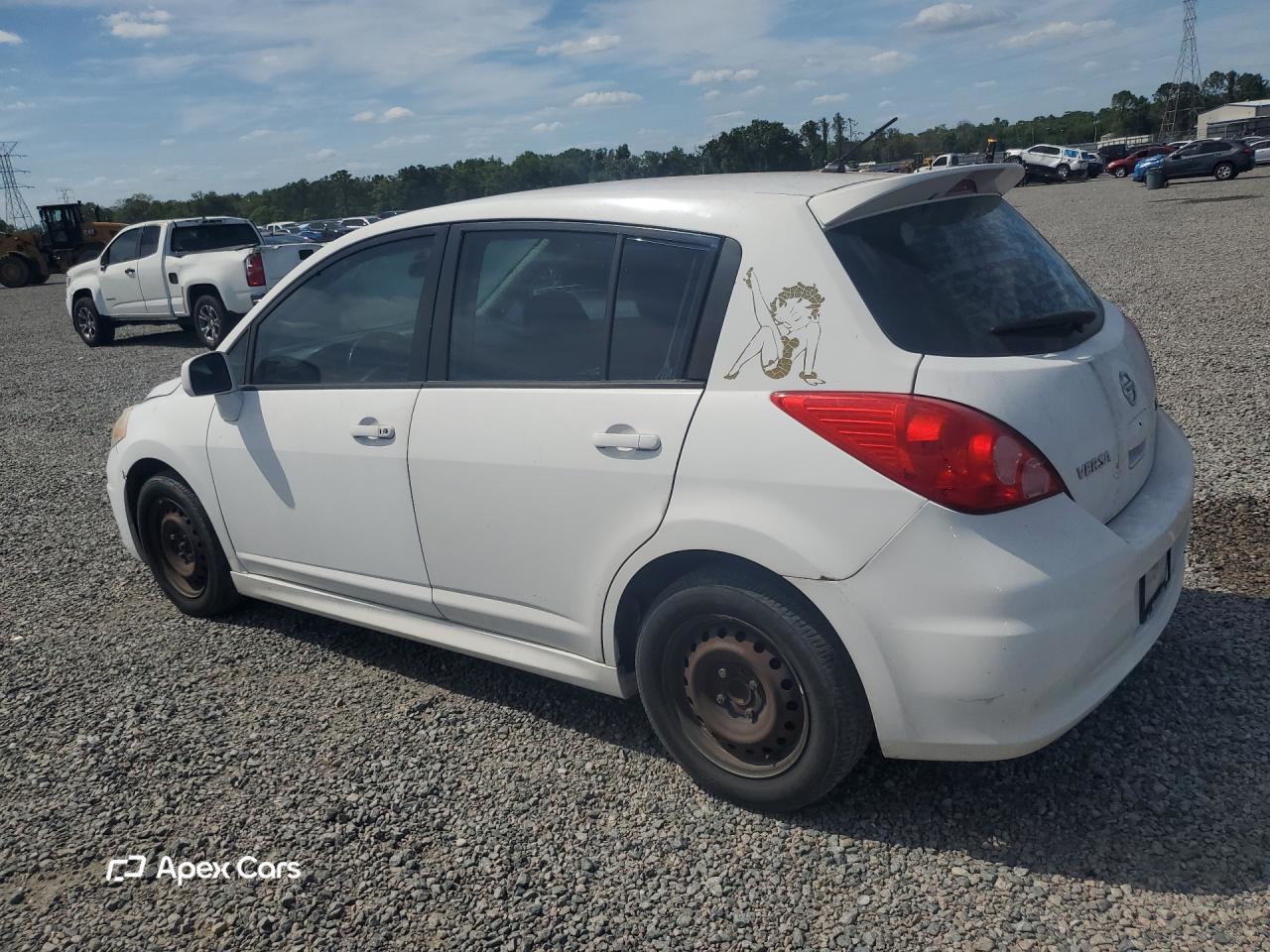 Nissan Versa 2011