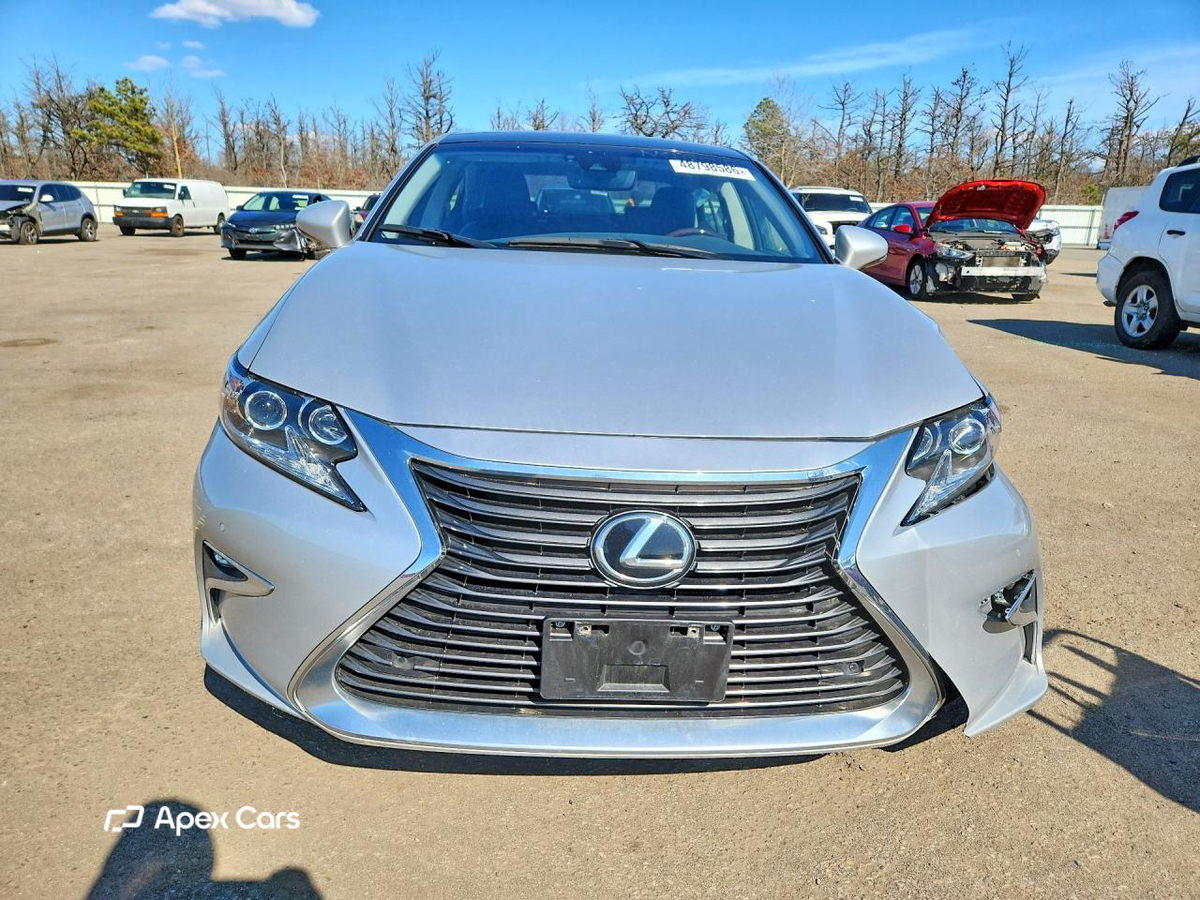 Lexus ES 2016
