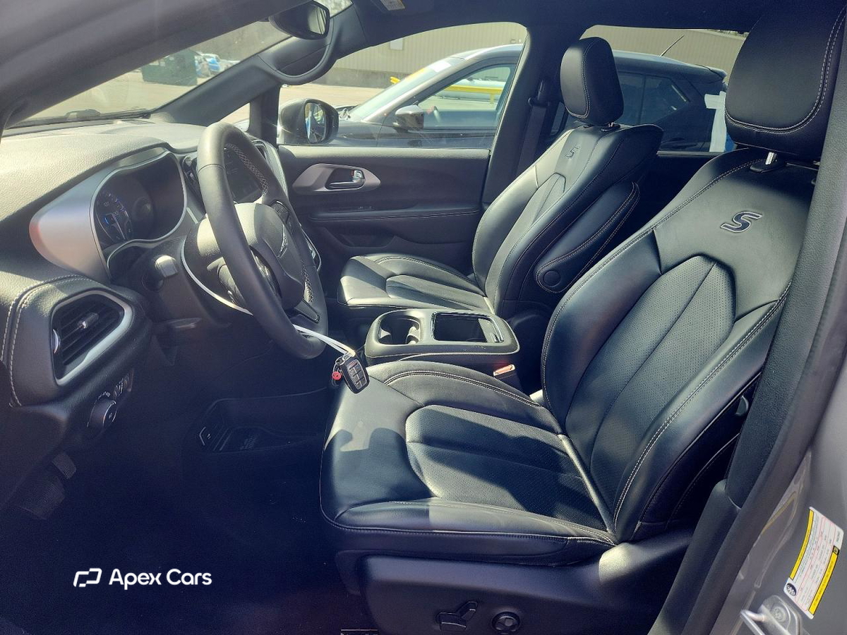 Chrysler Pacifica 2023