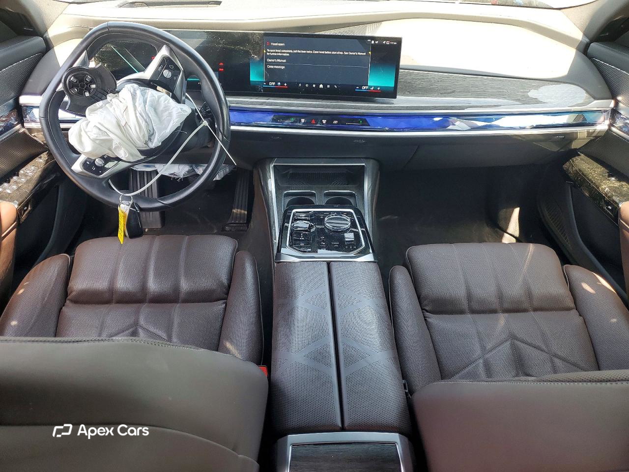 BMW i7 2024