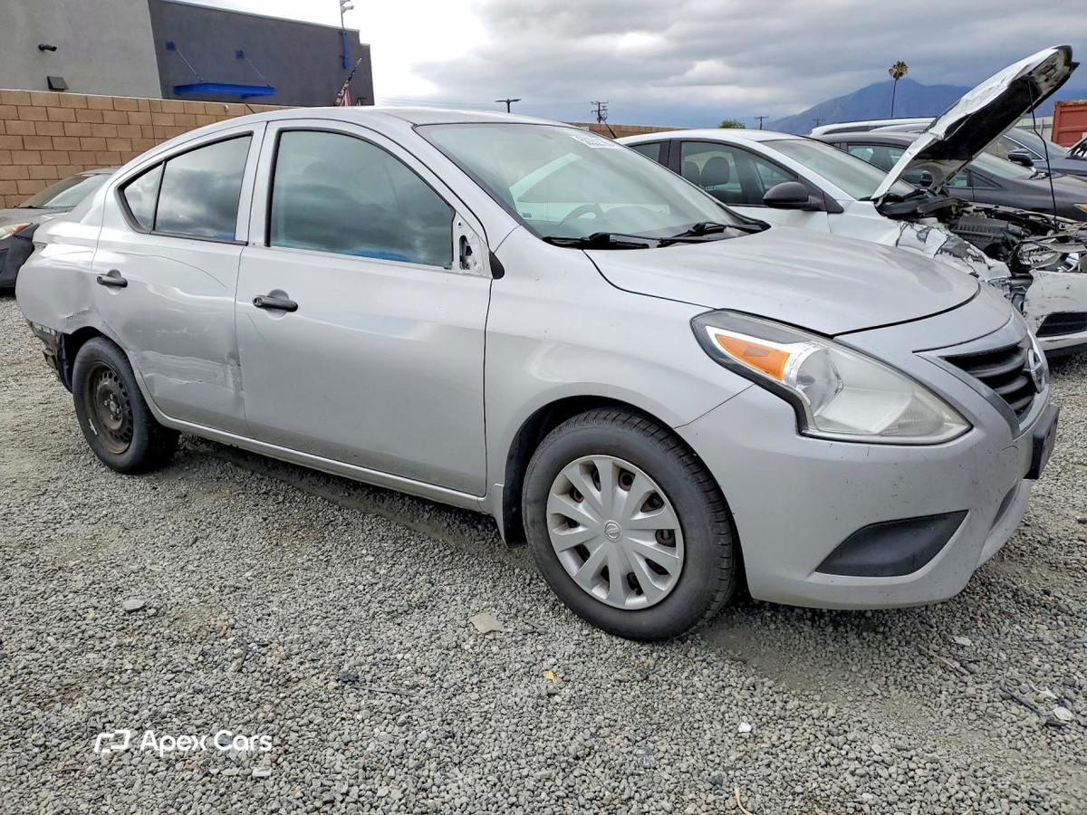 Nissan Versa 2017