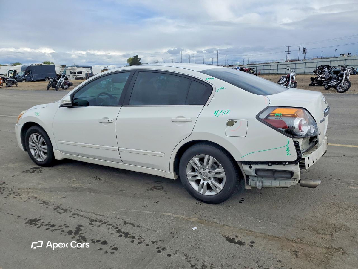 Nissan Altima 2011
