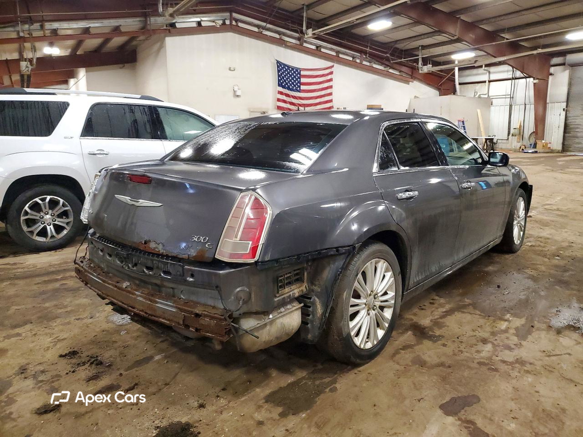 Chrysler 300 2013