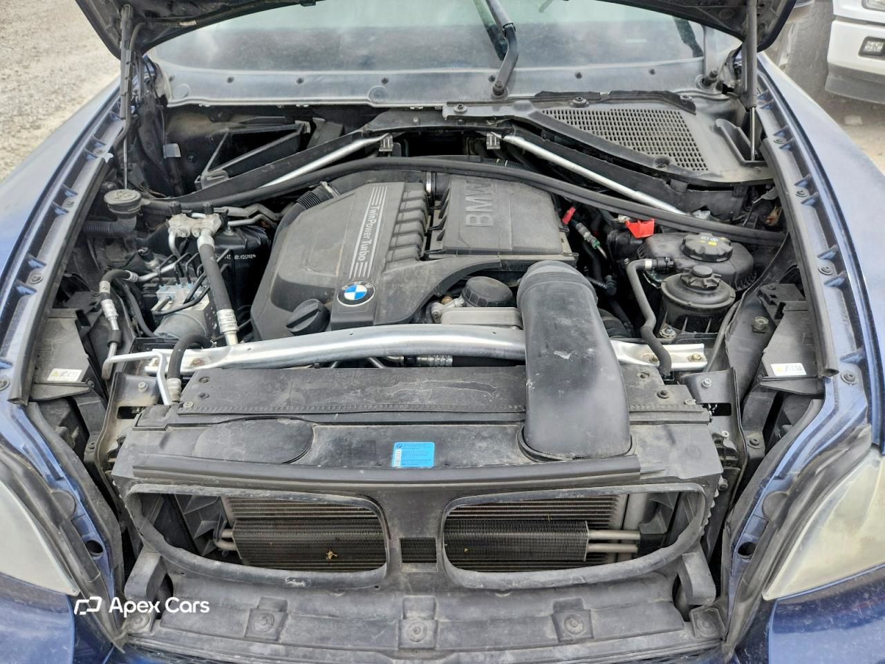 BMW X5 2011