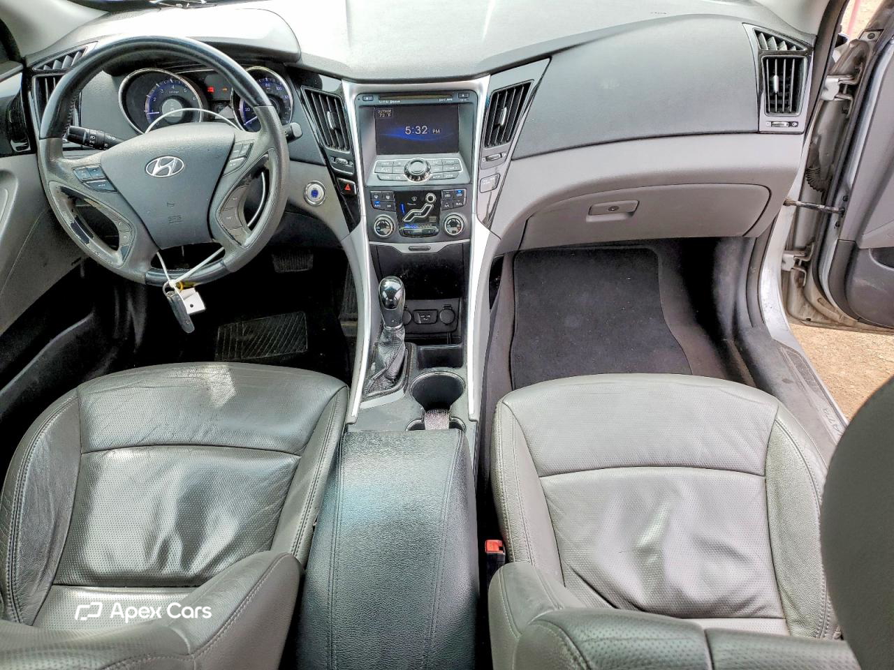 Hyundai Sonata 2011