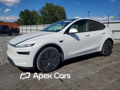 Tesla Model Y 2026 - Image 1 of 12