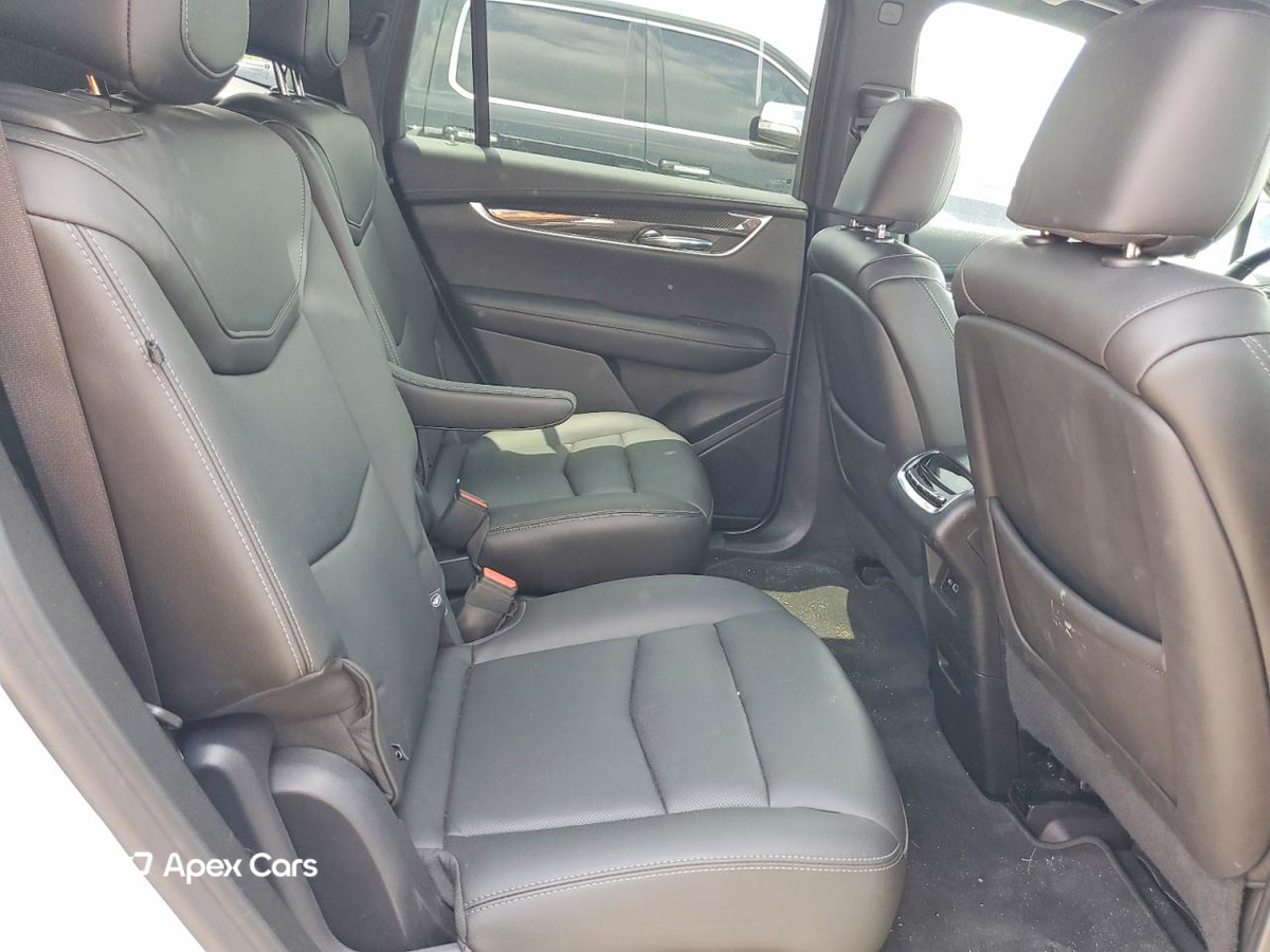 Cadillac XT6 2021