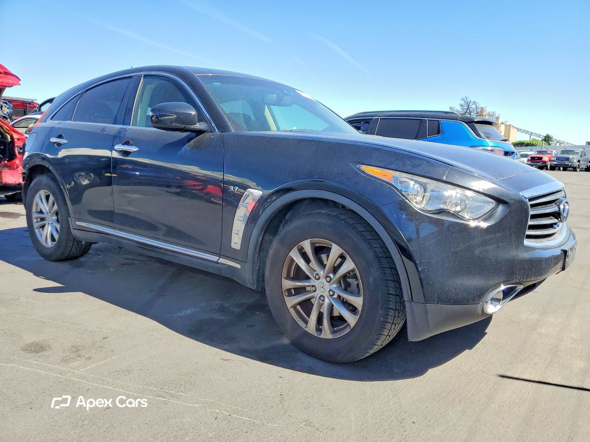 Infiniti QX70 2015