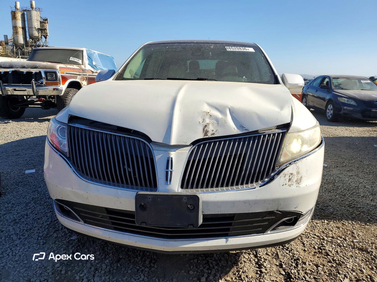Lincoln MKT 2016