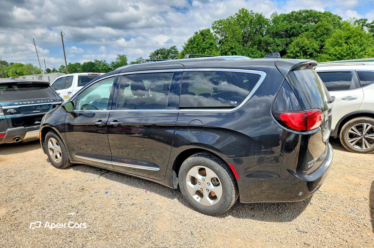 Chrysler Pacifica 2017