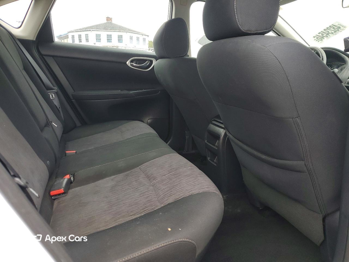 Nissan Sentra 2015