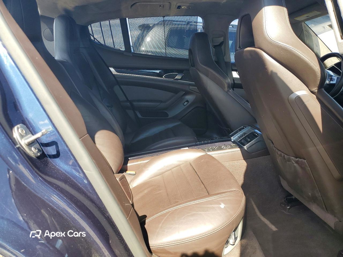 Porsche Panamera 2012