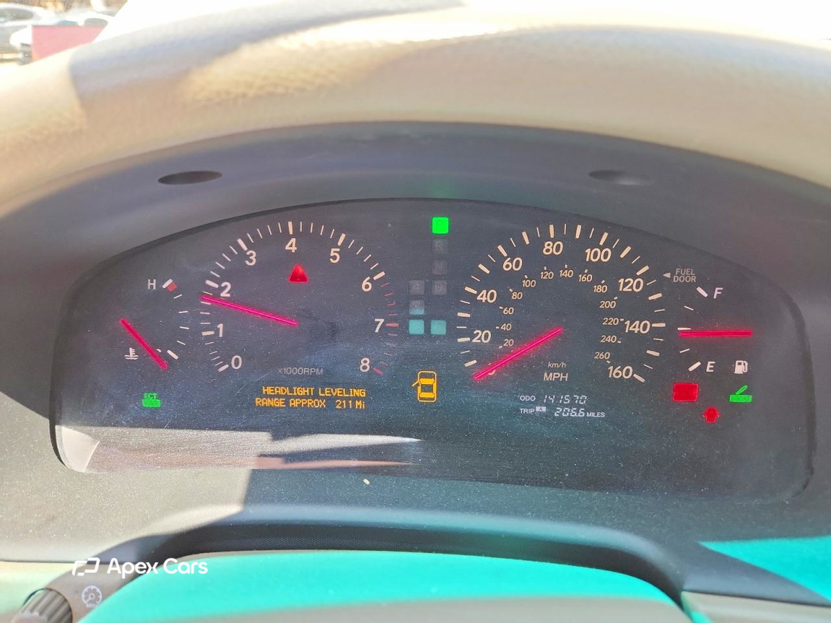 Lexus LS 2001