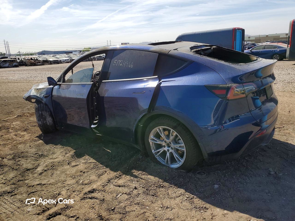 Tesla Model Y 2023