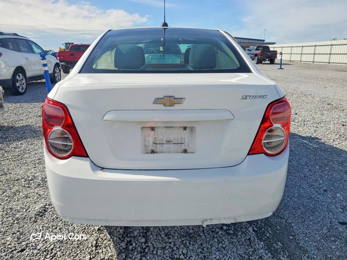 Chevrolet Sonic 2016