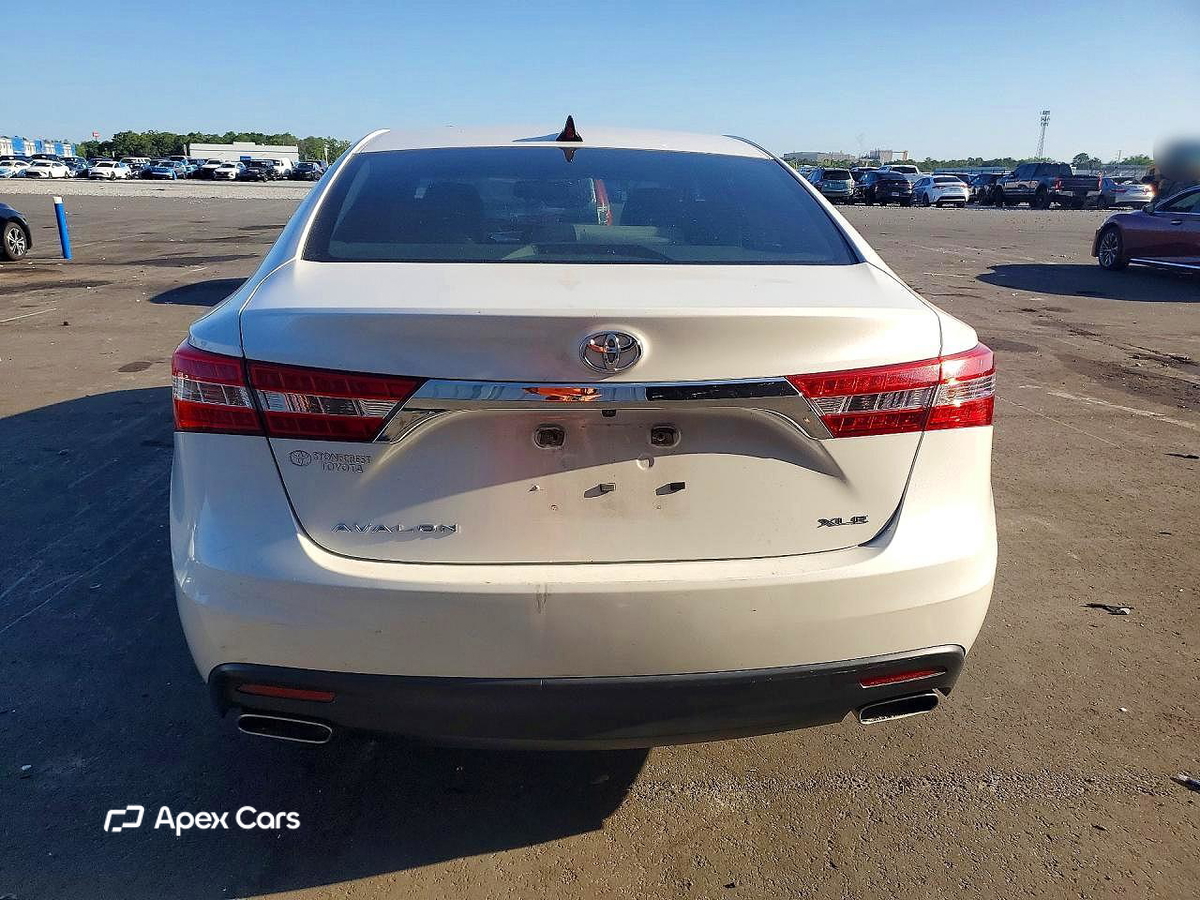 Toyota Avalon 2013