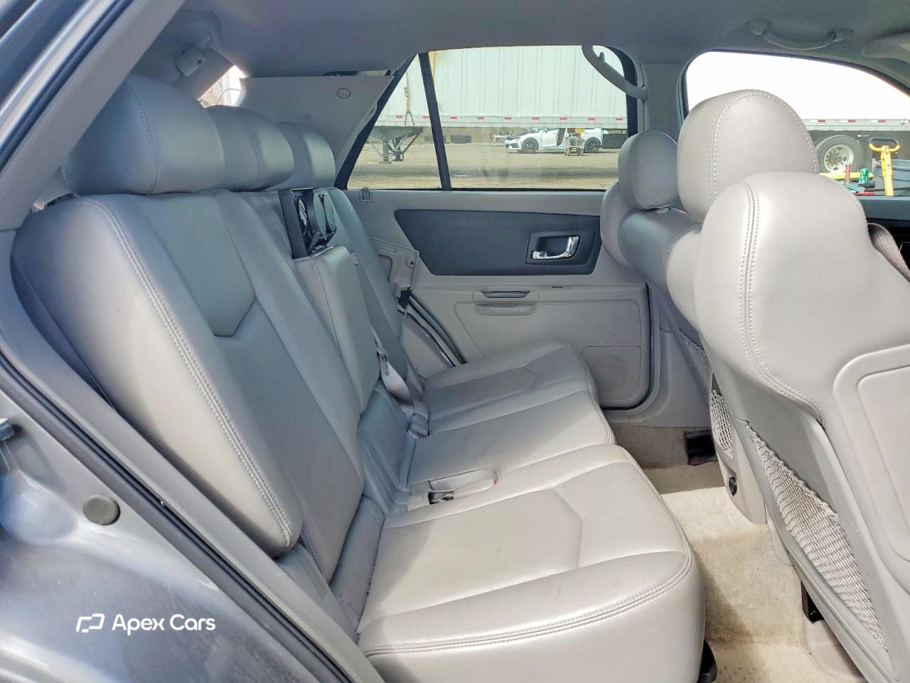 Cadillac SRX 2004