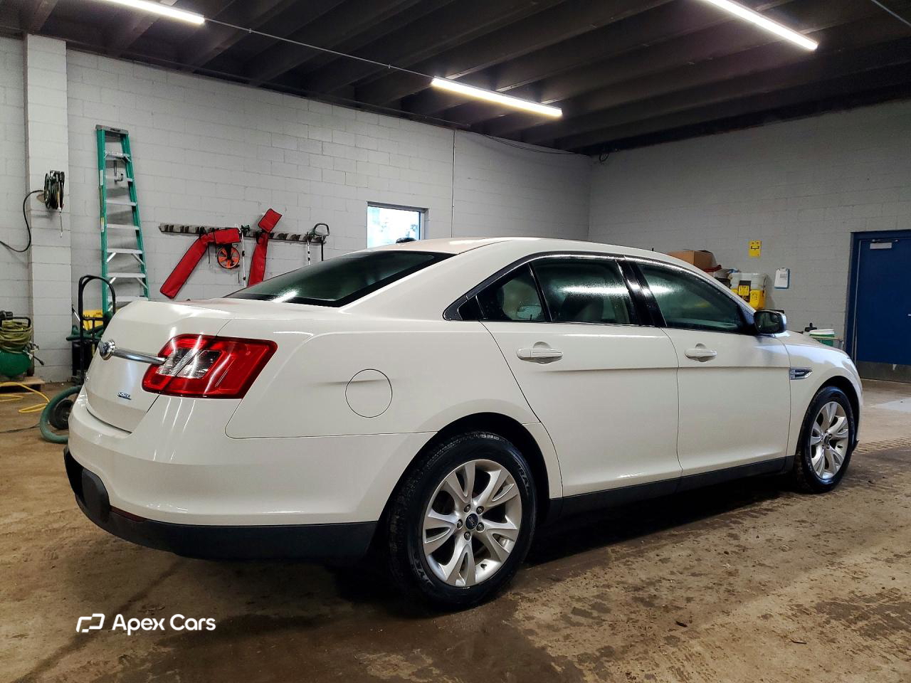 Ford Taurus 2012