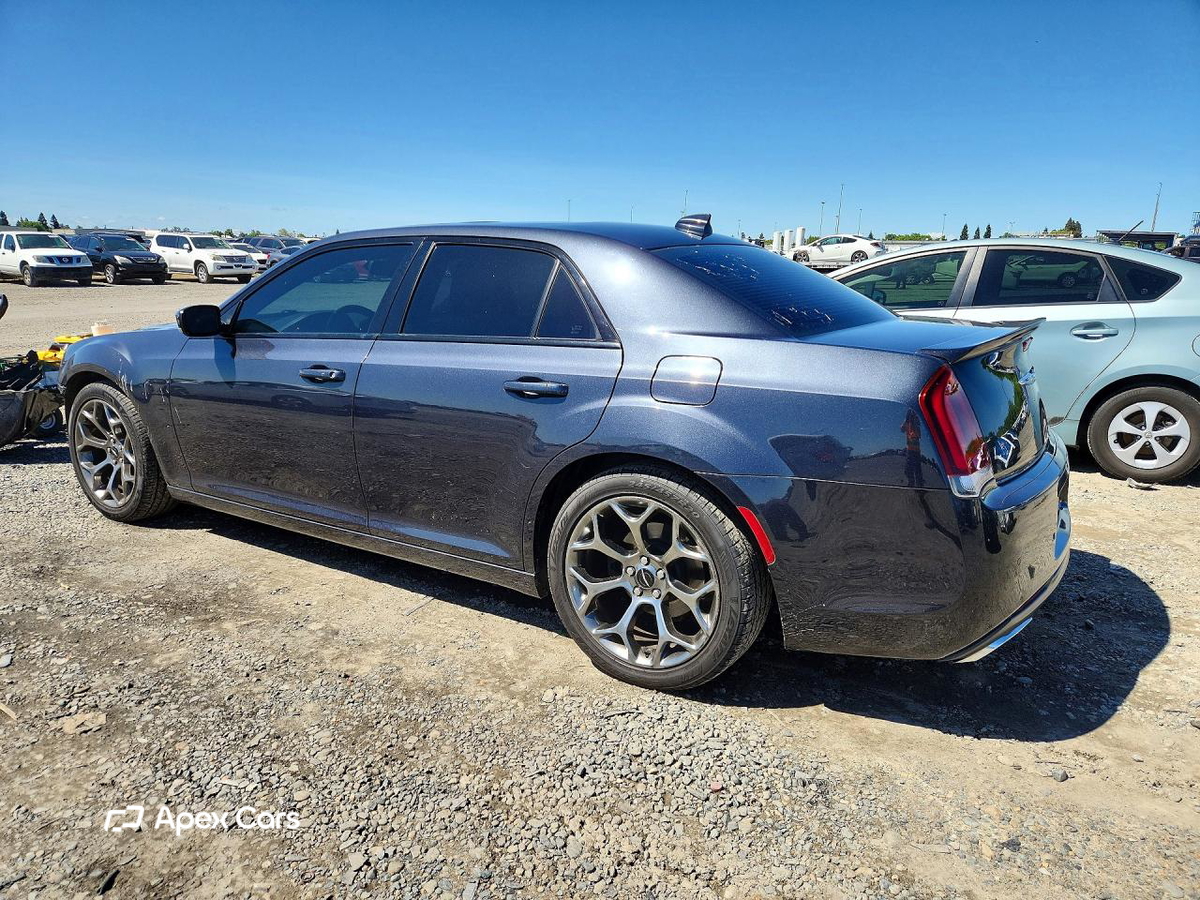 Chrysler 300 2016
