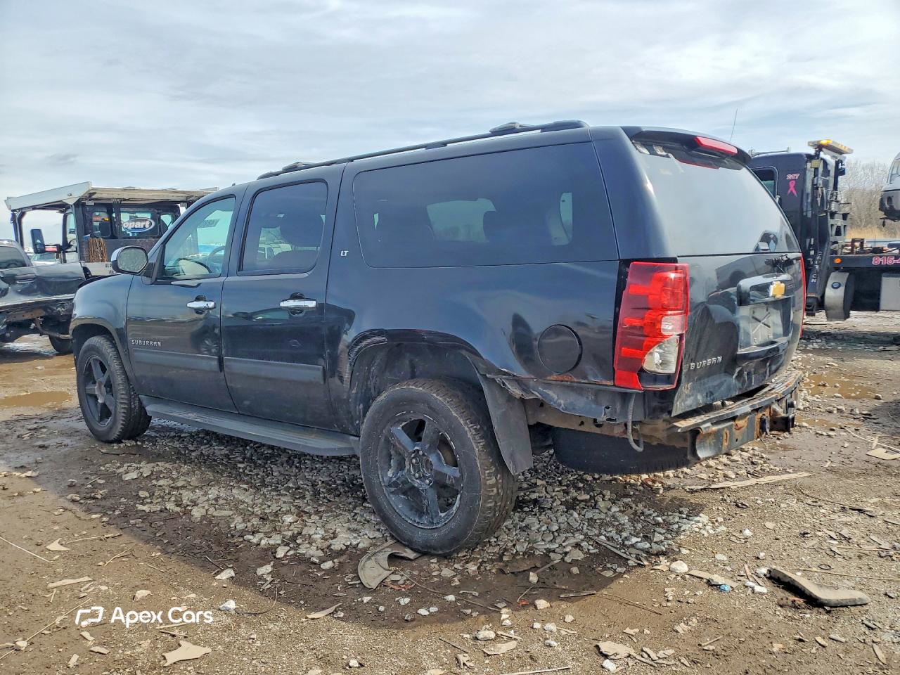 Chevrolet Suburban 2013